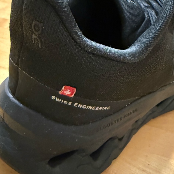 On Cloudtilt Eclipse Women's Size 8 - Picture 10 of 13